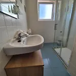 Mareval شقة
