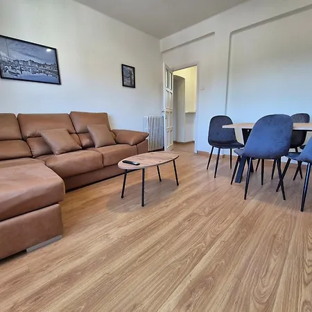 Mareval Apartment Oviedo