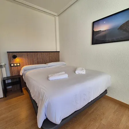 R2r - Mareval Apartment Oviedo