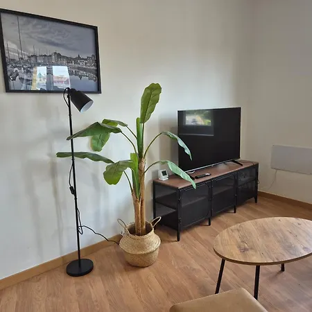 Mareval Apartment *