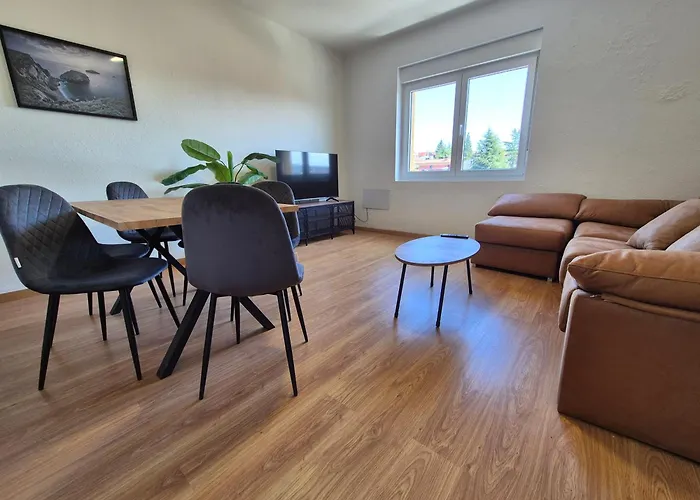 Mareval اوفيدو